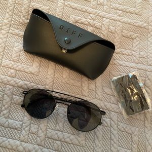 Diff eyewear leo black sunglasses